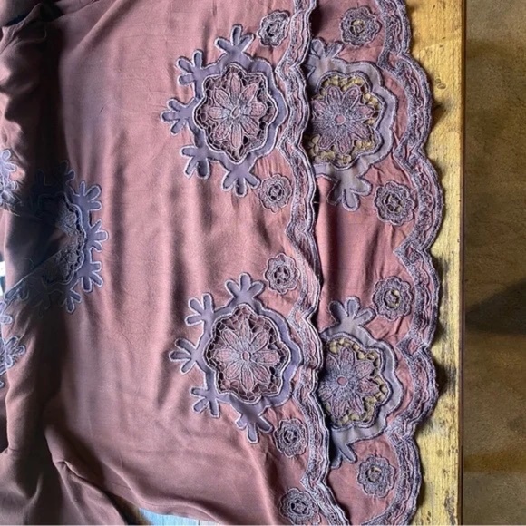 Cleobella Embroidered Blouse Large - Picture 8 of 12